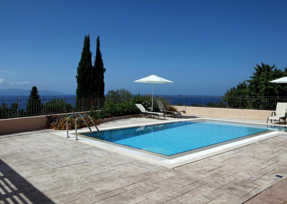 Provenzo And Meliti Villas ลูร์ดฮาตา ภายนอก รูปภาพ