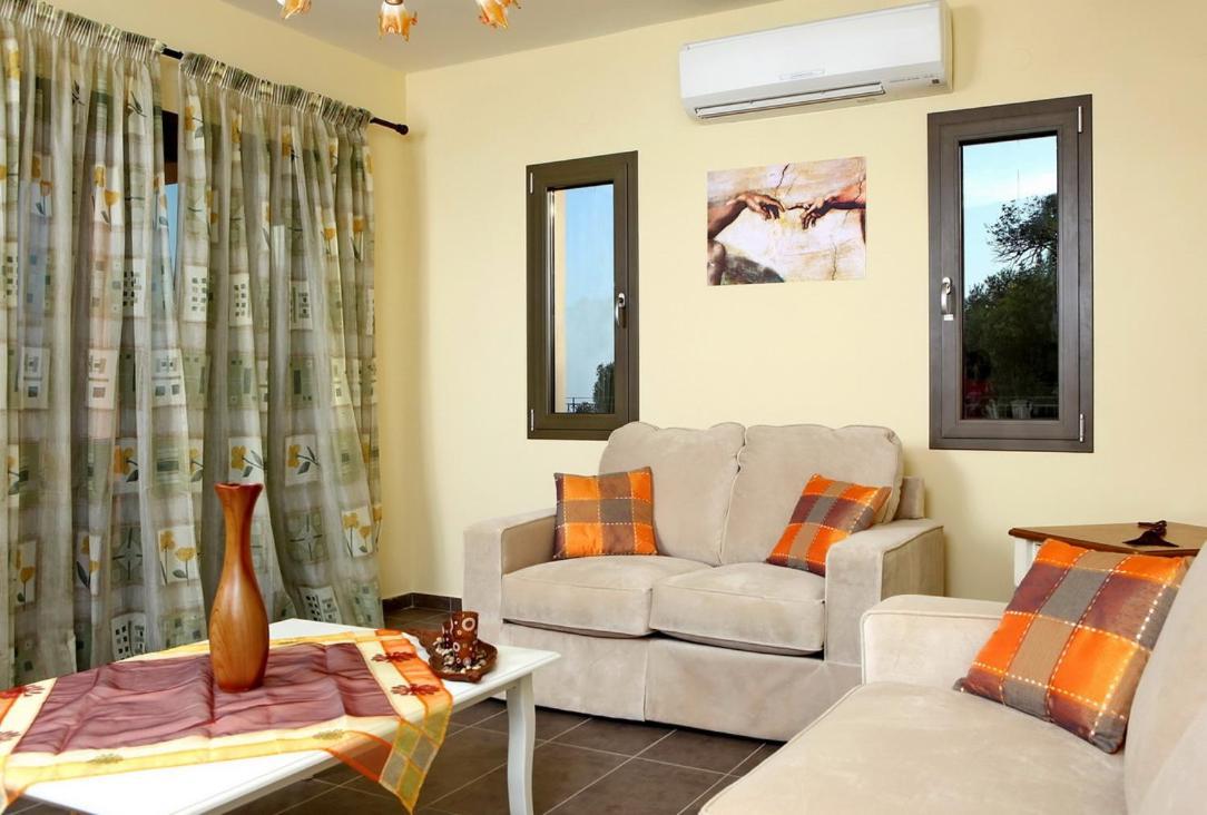 Provenzo And Meliti Villas ลูร์ดฮาตา ภายนอก รูปภาพ